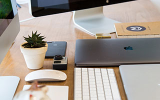 西汉姆联客场不敌对手，降入危机